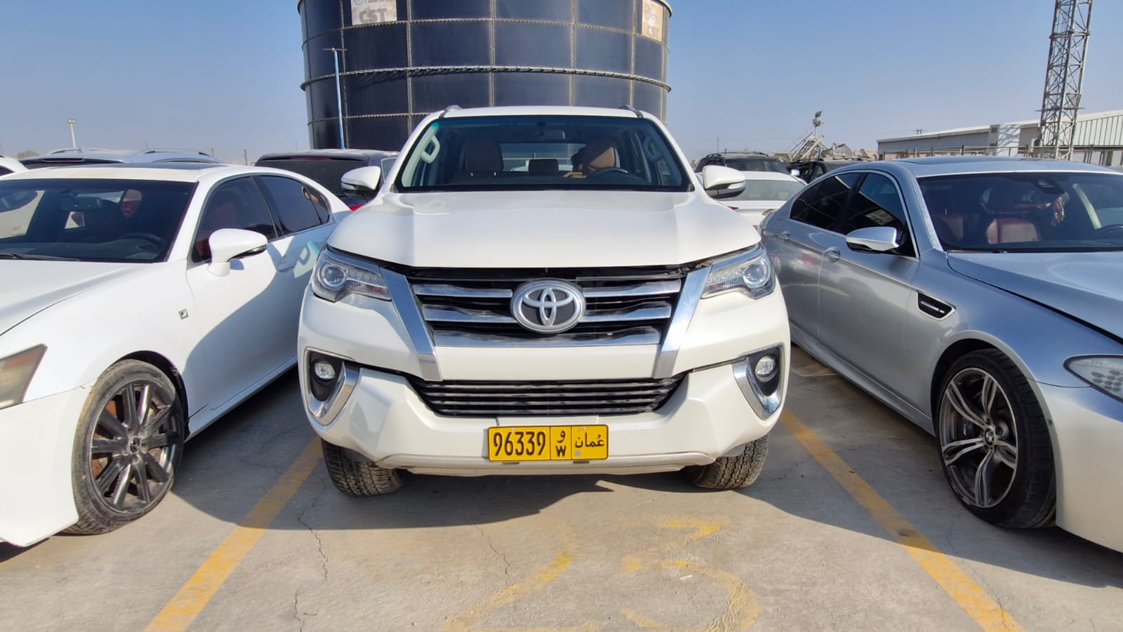 صورة السيارة